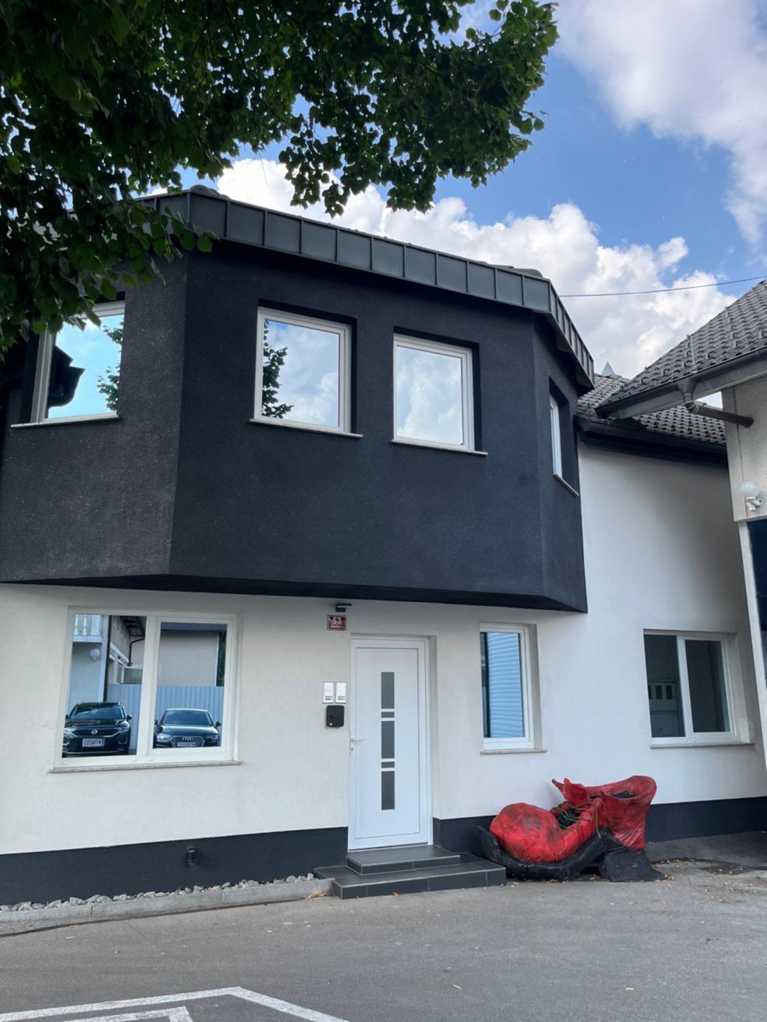 Linden Tree Apartment