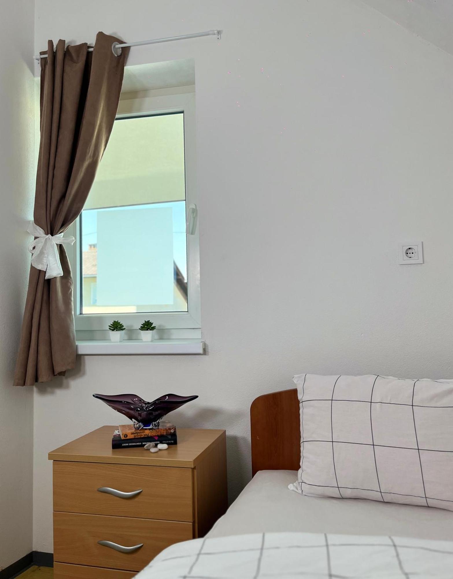 Linden Tree Apartment Kamnik